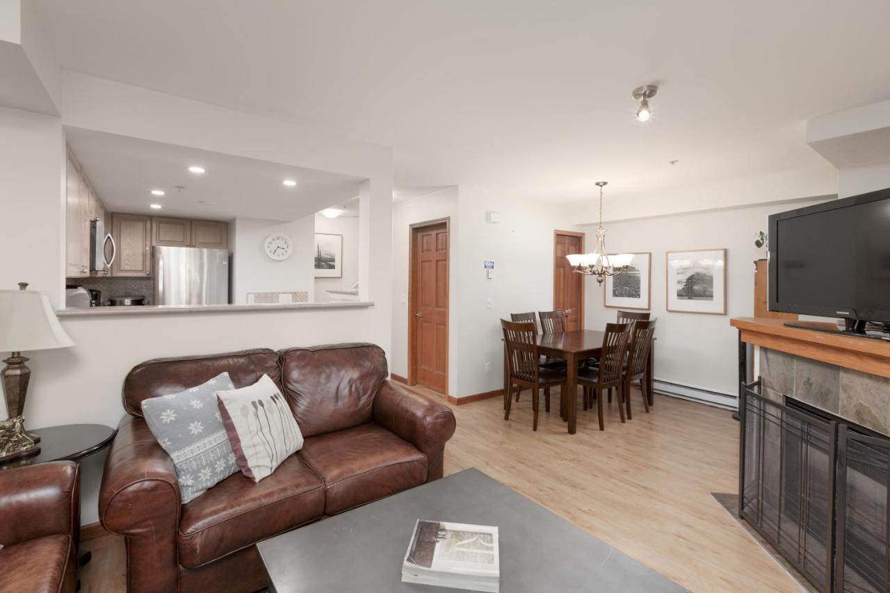 Lagoons By Cozystay Signature Whistler Exterior photo